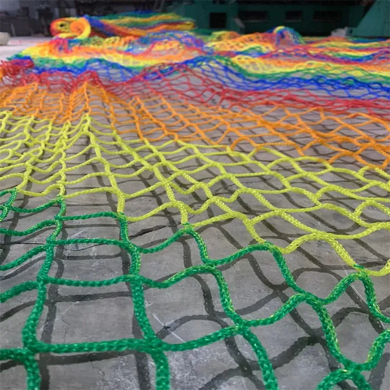 Netting by the Metre showing mesh texture and construction, photo 1