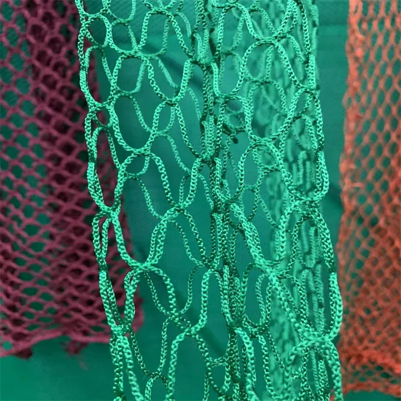 Netting by the Metre showing mesh texture and construction, photo 2
